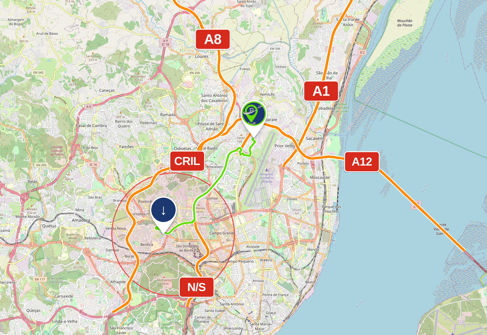 Mapa a mostrar o Parque Check-in Park em Camarate, junto aos grandes acessos de Lisboa (A8, A1, A12, CRIL e eixo N/S), ligado por transfer ao ponto de recolha dedicado junto ao Estádio da Luz, com a zona de tráfego intenso à volta do estádio.